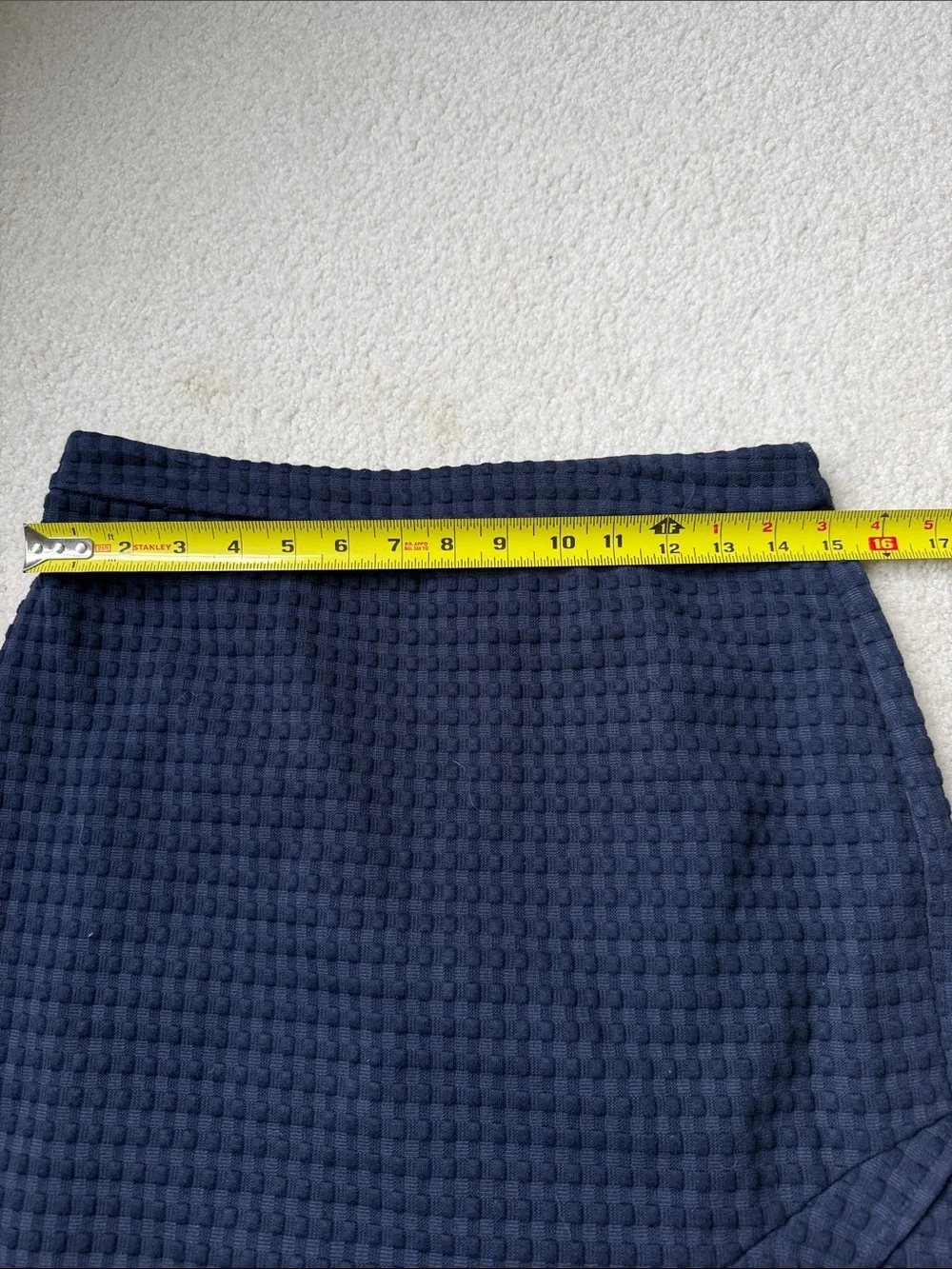 Banana Republic flounce hem pencil skirt